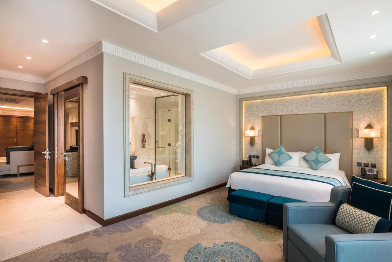 ריאד Al Mashreq Boutique Hotel - Small Luxury Hotels Of The World מראה חיצוני תמונה